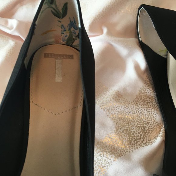 Ted baker black gold bow high heels size 36 5.5 / 6 nwot - Picture 13 of 15